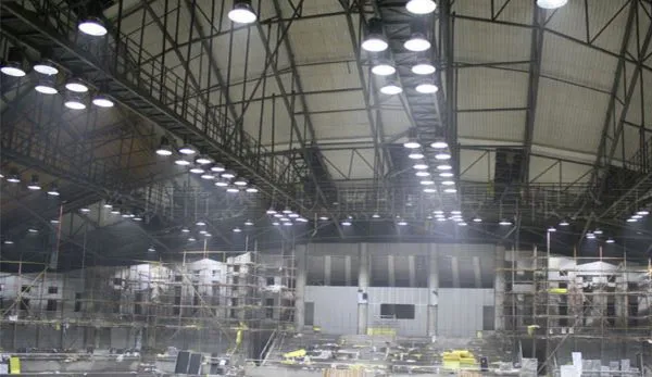 Đèn LED nhà xưởng LEDCOM - Giải pháp số 1 cho xưởng sản xuất